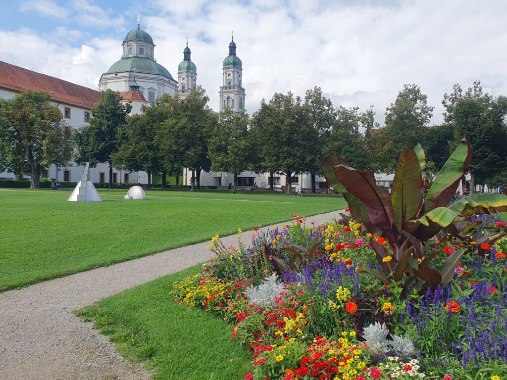 Residenz/Basilika vom Hofgarten